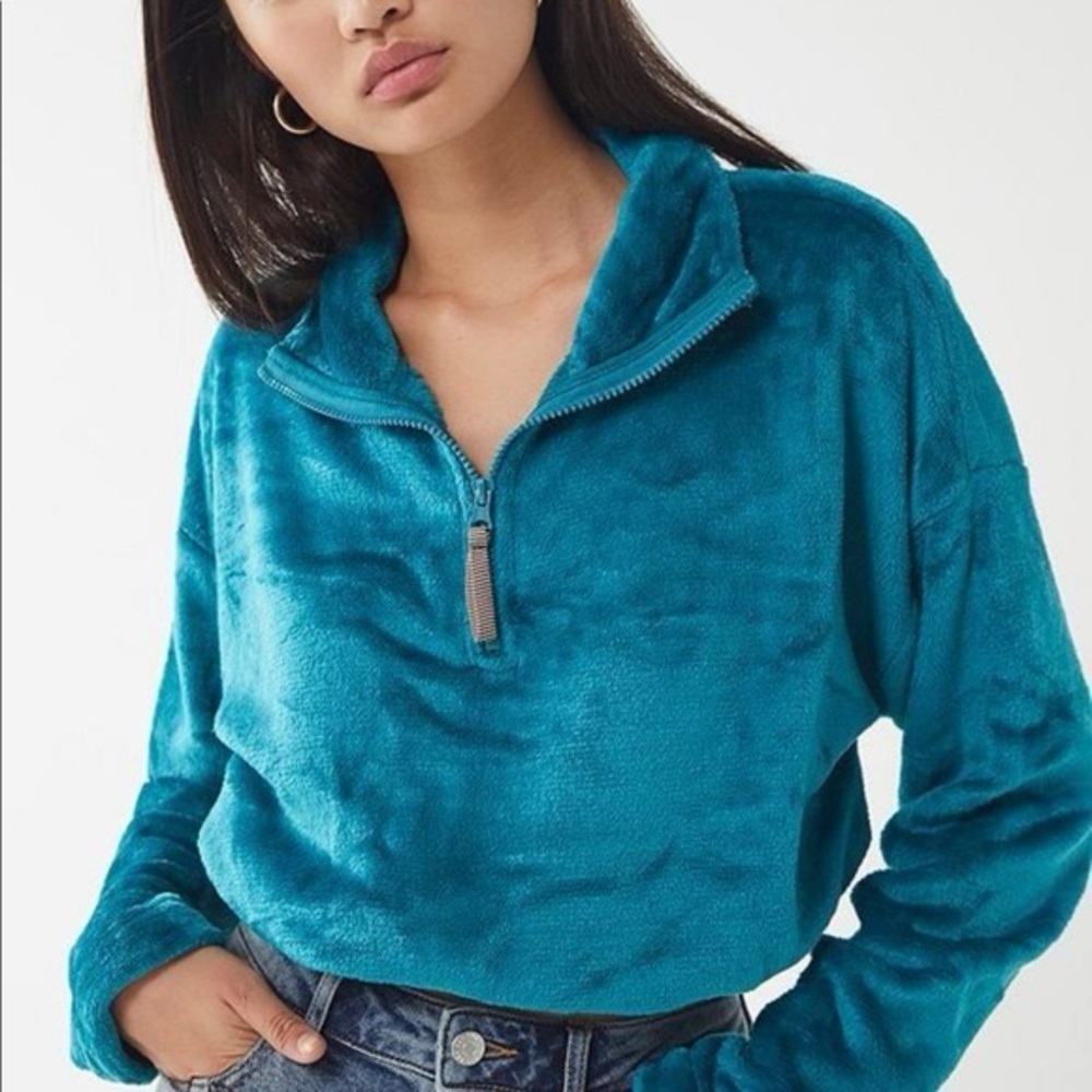 Urban Outfitters Angela Fleece Cropped Quarter Zip Sweatshirt in Teal, Small